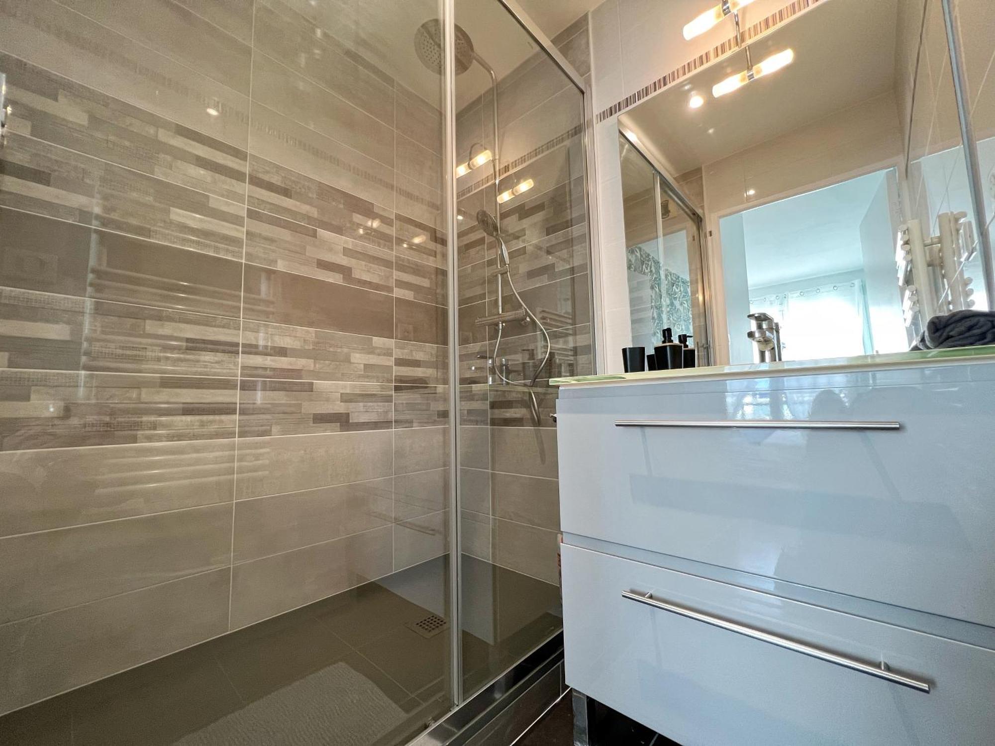 Le Saphir Apartment เรอเซ ภายนอก รูปภาพ